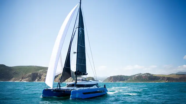 Knysna 550 at sea